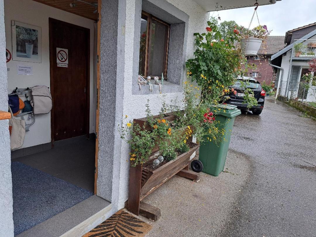 Appartement Chez Ninfa à Villeret Extérieur photo